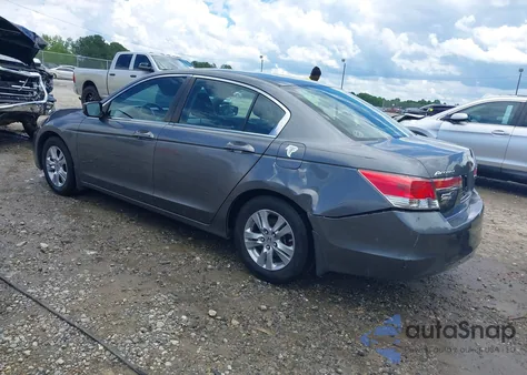 2011 Honda Accord 2.4 Se from USA, damaged, VIN 1HGCP2F61BA051151